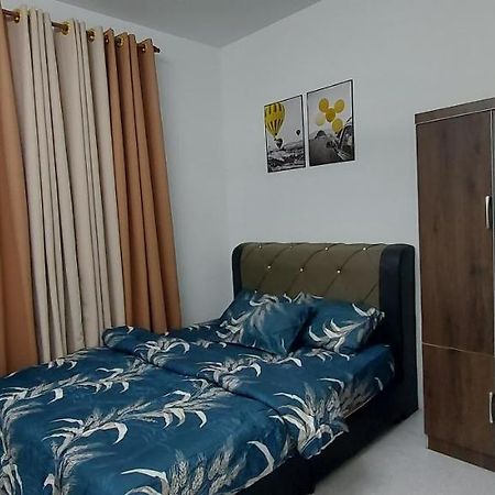 Myrol Homestay Kulim Buitenkant foto